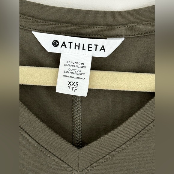 Athleta Essential V-Neck Tee - Picture 3 of 5
